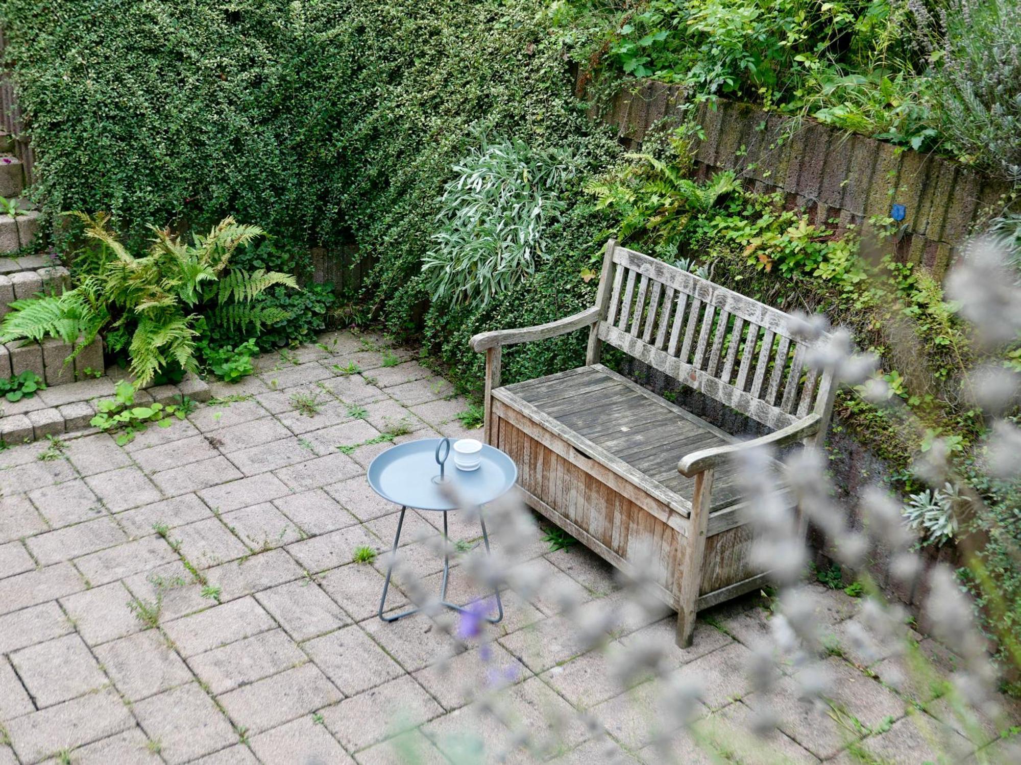 Schoenes Apartment Mit Terrasse Im Steingarten Bad Vilbel Luaran gambar