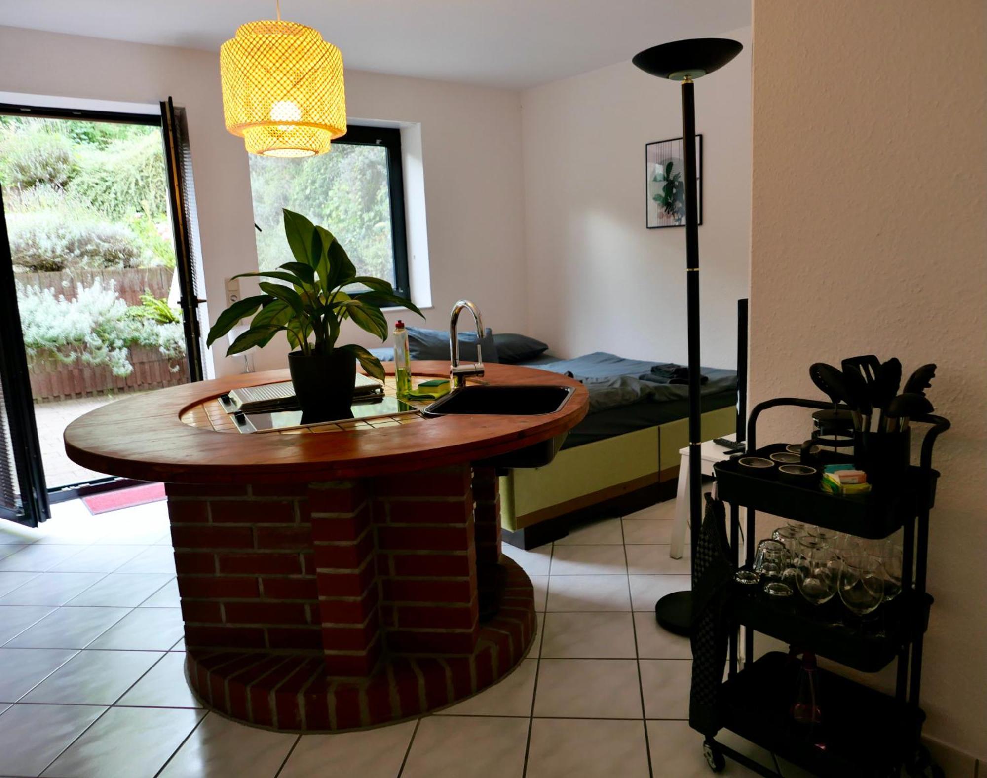Schoenes Apartment Mit Terrasse Im Steingarten Bad Vilbel Luaran gambar